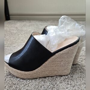 Elegant Black Wedge Sandals